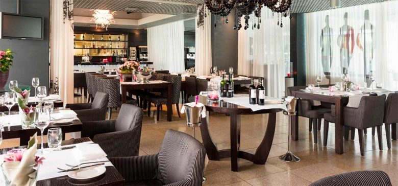Westcord Fashion Hotel