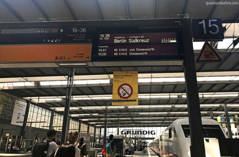 plataforma de trem na Europa